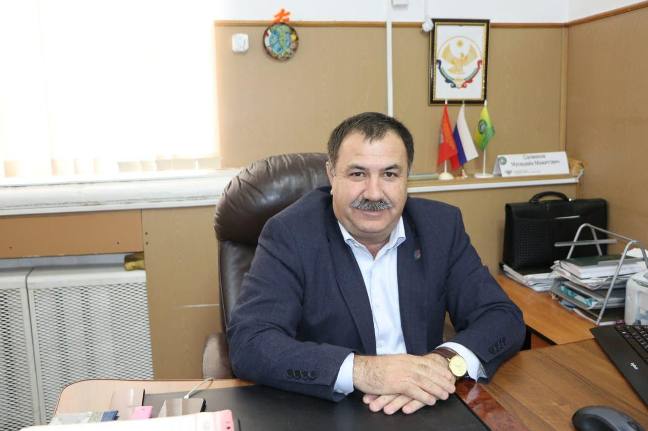 Мусашейх Салманов прокомментировал ситуацию вокруг реконструкции Музея боевой славы имени В.В. Макаровой в Махачкале